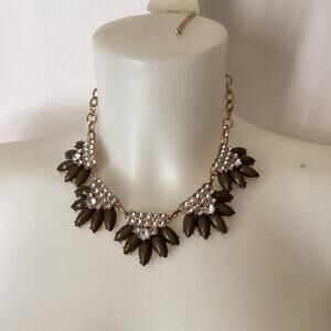 1811 NWT Stony Statement Necklace16" With Green Acrylic And Clear Rhinestones